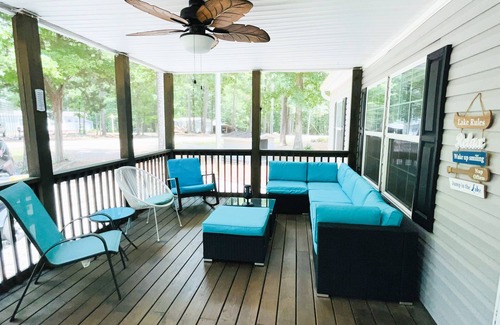 Macon House | Pet Friendly Lake Gaston Home with Neighborhood Beach & Boat Ramp Access