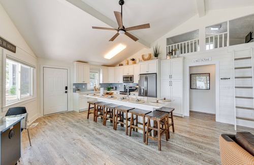 Mayhew House | Pet-Friendly Lake Norman Home with Boat Dock!