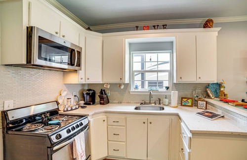 Cherokee County House | Pet-Friendly Lakefront Getaway w/Hot Tub!