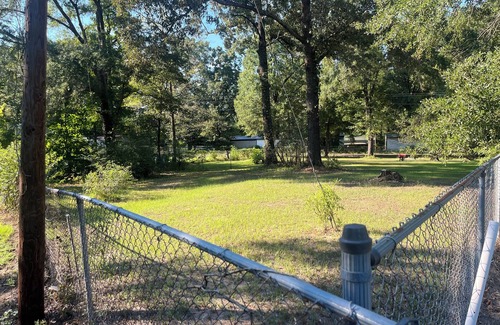 Ore City House | Pet Friendly - Lakeside Retreat - Wheel Chair Accessible