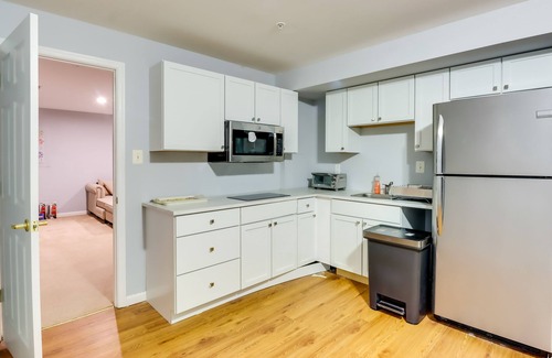Seabrook House | Pet-Friendly Lanham Getaway w/Community Pool!