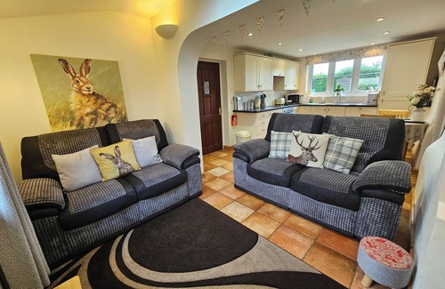 North Tuddenham Cottage | Pet Friendly Norfolk Retreat