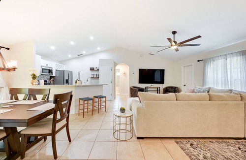 Rural Estates House | Pet-Friendly Naples Vacation Rental w/Fire Pit!
