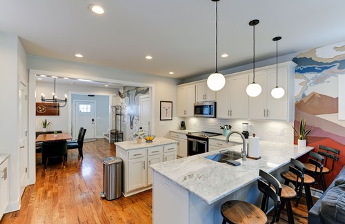 North Nashville House | Pet-Friendly Nashville Retreat ~ 3 Mi to Downtown!