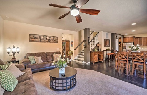 Parker House | Pet-Friendly Parker House Rental w/Home Gym!