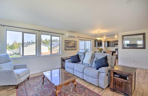 Poulsbo House | Pet-Friendly Poulsbo Abode with Mountain Views!