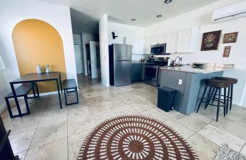 Nob Hill Villa | Pet Friendly! Private retreat in Nob Hill