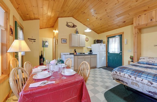 Bryson City Cabin | Pet-Friendly Smoky Mountain Cabin: Hunt & Fish!