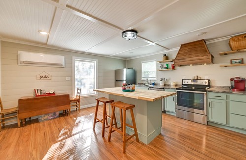 Springville Cabin | Pet-Friendly Springville Cabin Near Kentucky Lake!