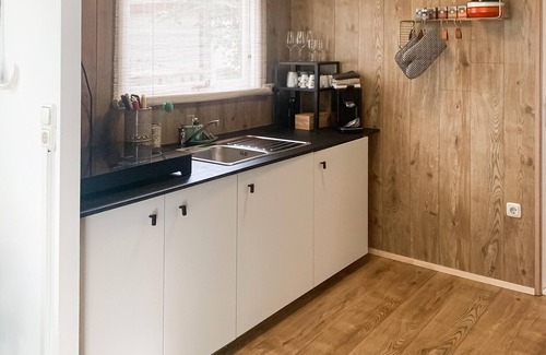 Hattemerbroek House | Pet friendly (sta)caravan