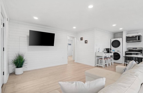 Gulf Lagoon Beach Apartment | Pet Friendly! Hot Tub! Sleeps Five!