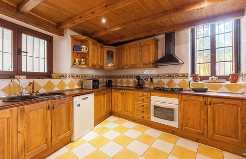 Can Trabal House | Pet-Friendly Villa Masía Can Trabal with Mountain View, Pool, Jacuzzi, Wi-Fi, A/C, Terrace & Garden