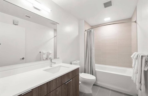 NoMa House | Pet-friendly w/Play Area | near Capitol Hill | Mins from Union Station