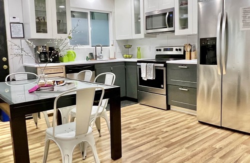 Black Bart Cabin | Pet/Kid-Friendly WFH 3 BR Family Cabin | Booking 30+ Day Stays!
