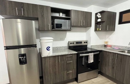 Zona 12 Apartment | Petapolis Apartment Zone 12