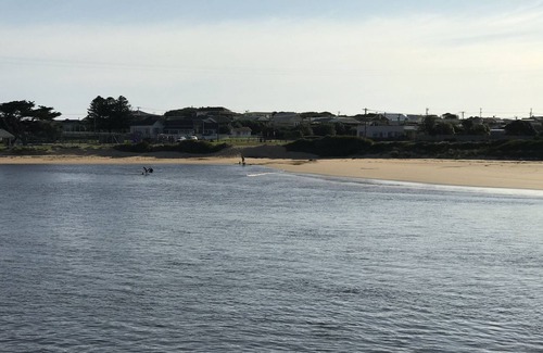Peterborough House | Peterborough Foreshore Holiday Accommodation