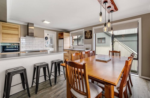 Jindabyne House | Petersdorf 2 - Modern 2BR Townhouse l WiFi l Mountain Views