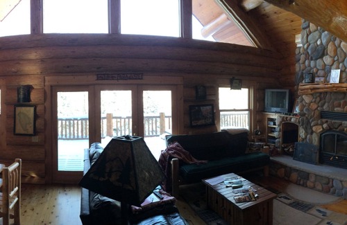 Grand Rapids Cabin | Peterson Bay Lodge: 26 summer books Friday to Friday. Great dates see below!