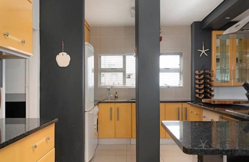 Umdloti Condo | Petfriendly, Umdloti Beachfront Escape Inverter
