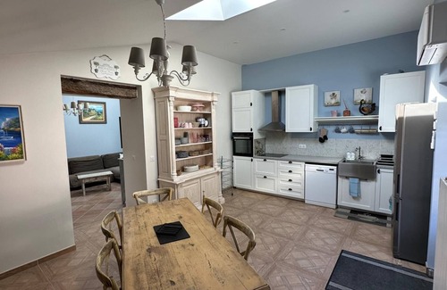 Grasse House | Petit Gîte 4/5 Personnes Avec Accès Piscine Partagée