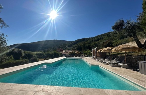 Grasse House | Petit Gîte 4/5 Personnes Avec Accès Piscine Partagée
