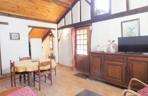 Herm House | Petit tachette