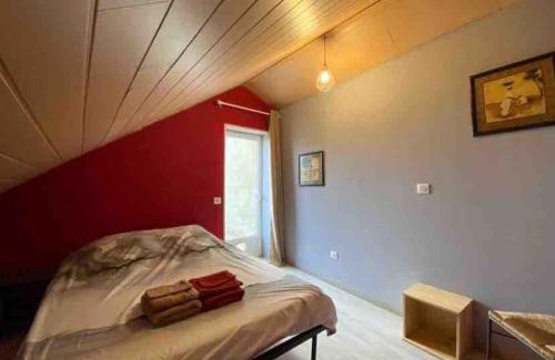 Peyre-en-Aubrac House | Petite maison avec terrasse
