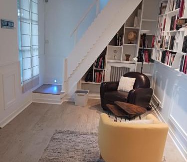 Adamville House | Petite maison charmante proche Bords de Marne