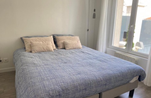 Joinville-le-Pont Apartment | Petite Maison avec jardin privée aux portes de Paris