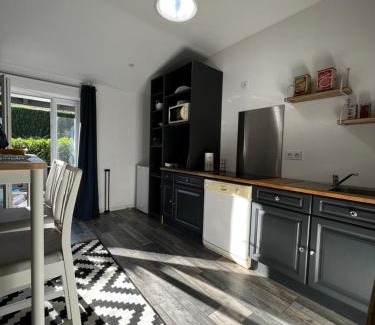 Saint Loup Apartment | Petite maison dans le beaujolais