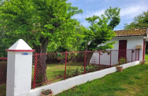 Villefranque Bed & Breakfast | Petite maison dans les bois