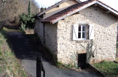 Firmi House | Petite maison en pierres proche du village d'agnac