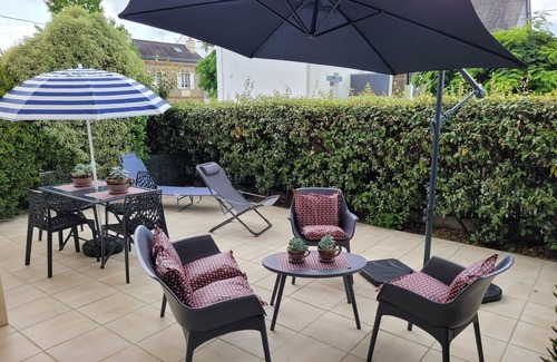 Vannes Apartment | Petite Résidence au Calme