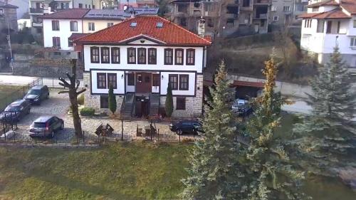 Ustovo House | Petko Takov's House