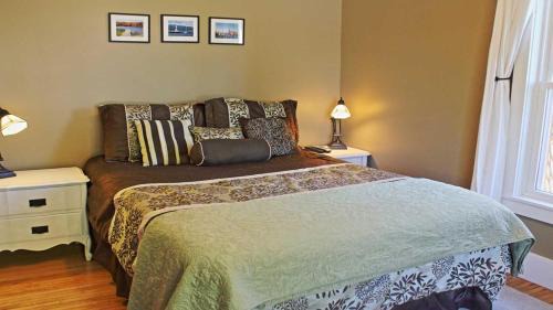 Petoskey House | Petoskey Grove