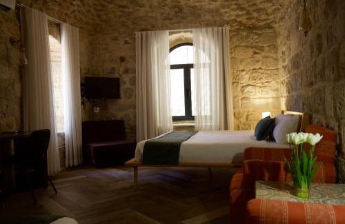 Old City Hotel | Petrakis Inn
