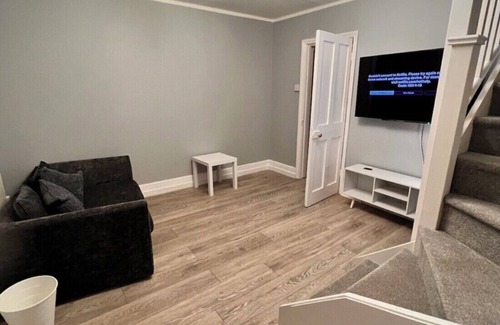Kettering House | Pets allowed