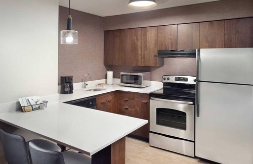 Morrisville Apartment | Pets Allowed! Unit with Fully-equipped Kitchen! Comes w/FREE Breakfast & Pool!