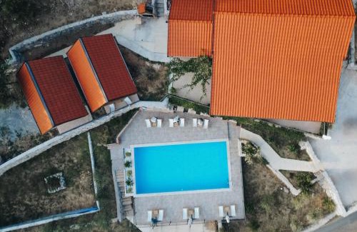 Podgorica House | Peuta Hill