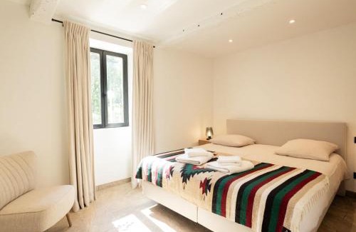 Peyrusse-Grande House | Peyrusse Peace Pool & Charm