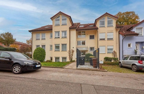 Pforzheim Apartment | Pforzheim Nicole, im Ruhigen Stil