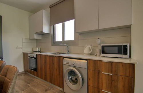 Larnaca Apartment | Phaedrus Living: Coral Suites Seabreeze