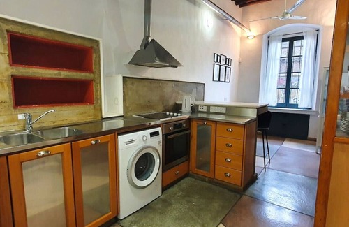 Aglantzia House | Phaedrus Living: Cozy Down Town House Aischylou