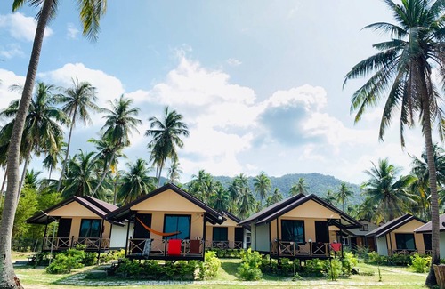 Chaloklum Hotel | Phangan Chalet Bungalows