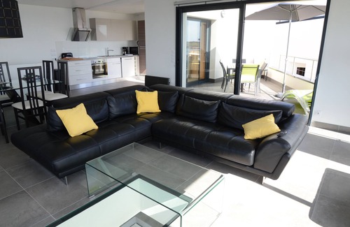 Le Conquet House | PHARE D'IROISE Indoor pool SPA Sea view Beach on foot 5P