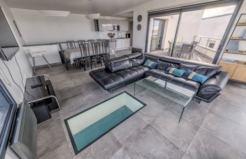 Le Conquet House | PHARE D'IROISE Indoor pool SPA Sea view Beach on foot 5P