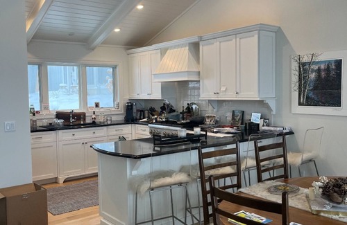 Walloon Lake Cottage | Phenomenal 4 BR, 5 BA lakefront home on North Shore Drive, Walloon Lake.