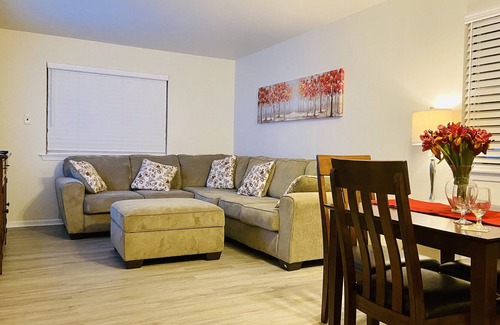 Primos Secane Apartment | Philadelphia Suburb Delco Charming 2 bedroom Apartment