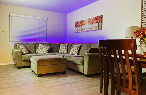 Primos Secane Apartment | Philadelphia Suburb Delco Charming 2 bedroom Apartment