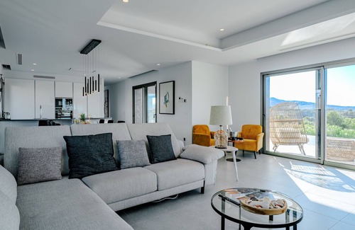 Cansalades House | Philia Plus by Interhome
